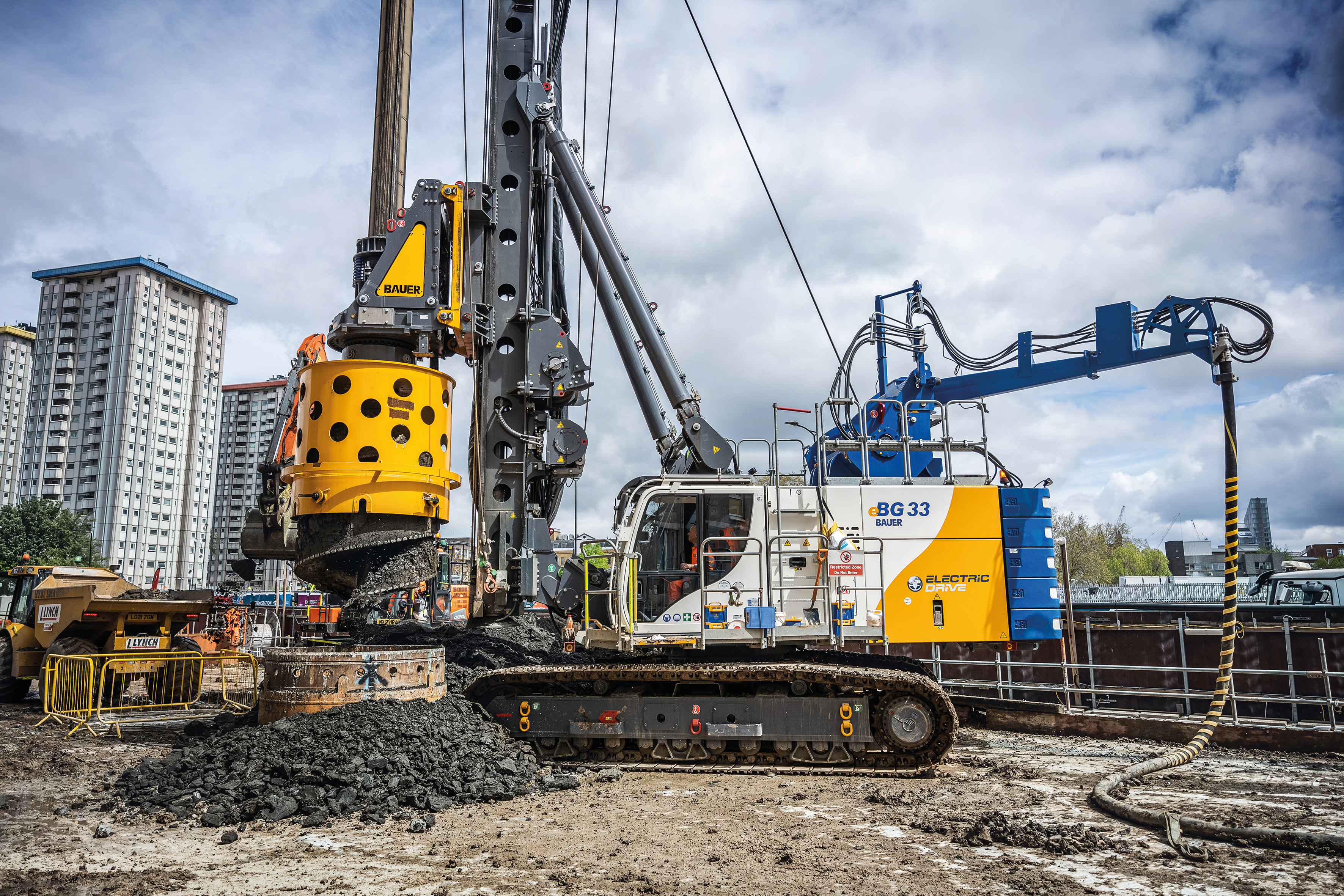 Cementation Skanska uses first mains-operated Bauer drill rig