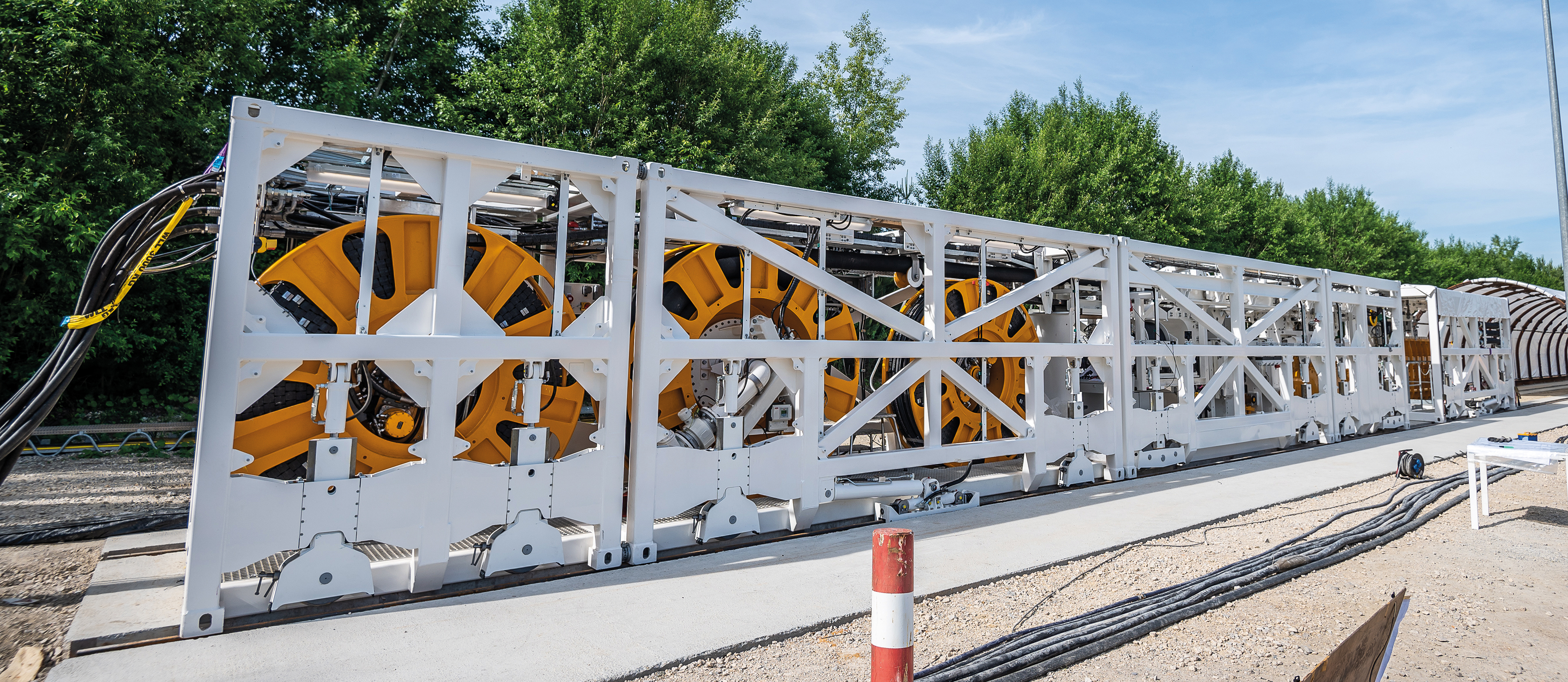 BAUER Maschinen GmbH stellt das BAUER Cube System vor