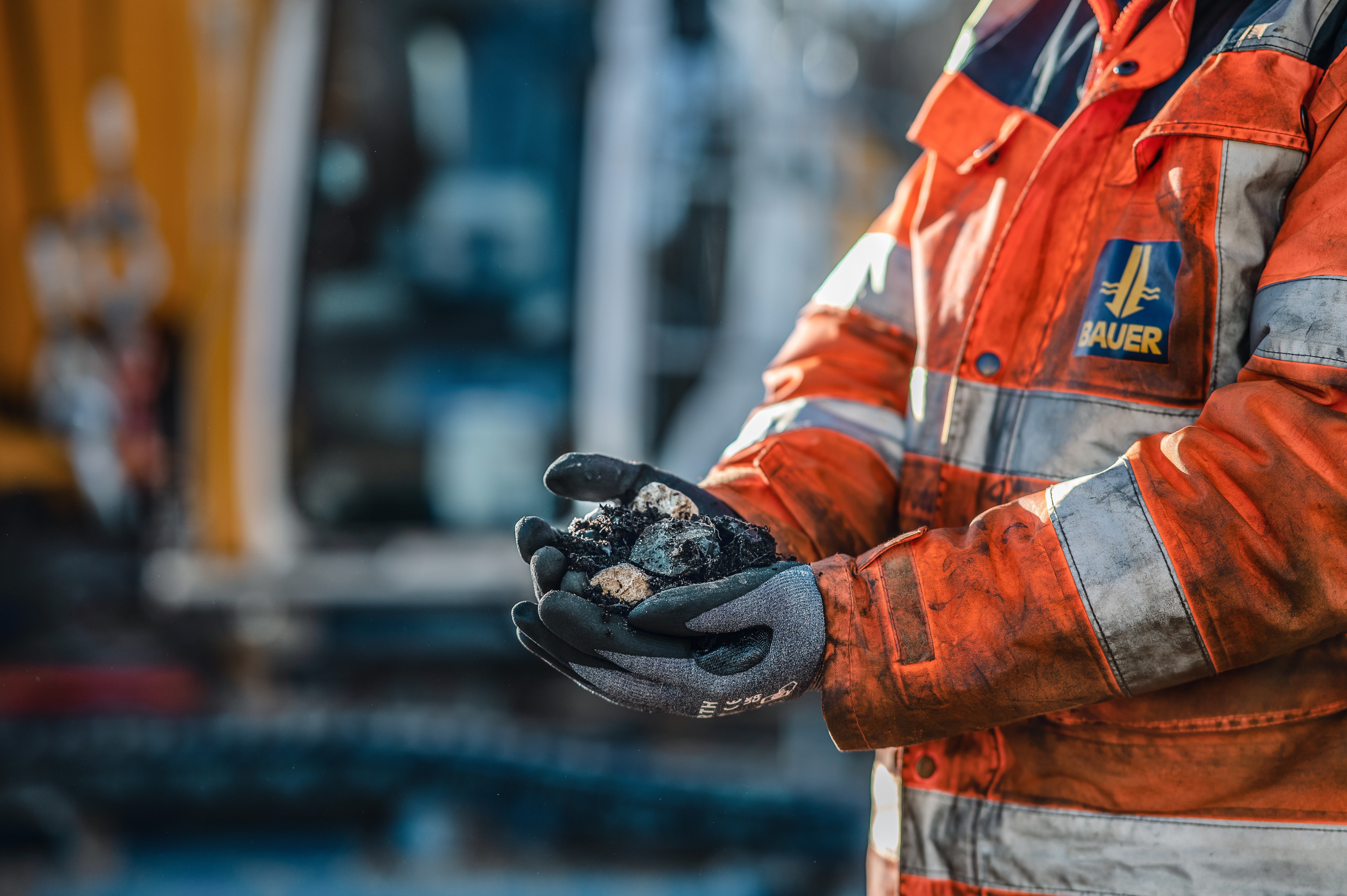 In addition to drilling, there are numerous other specialist foundation engineering methods - here is an overview.