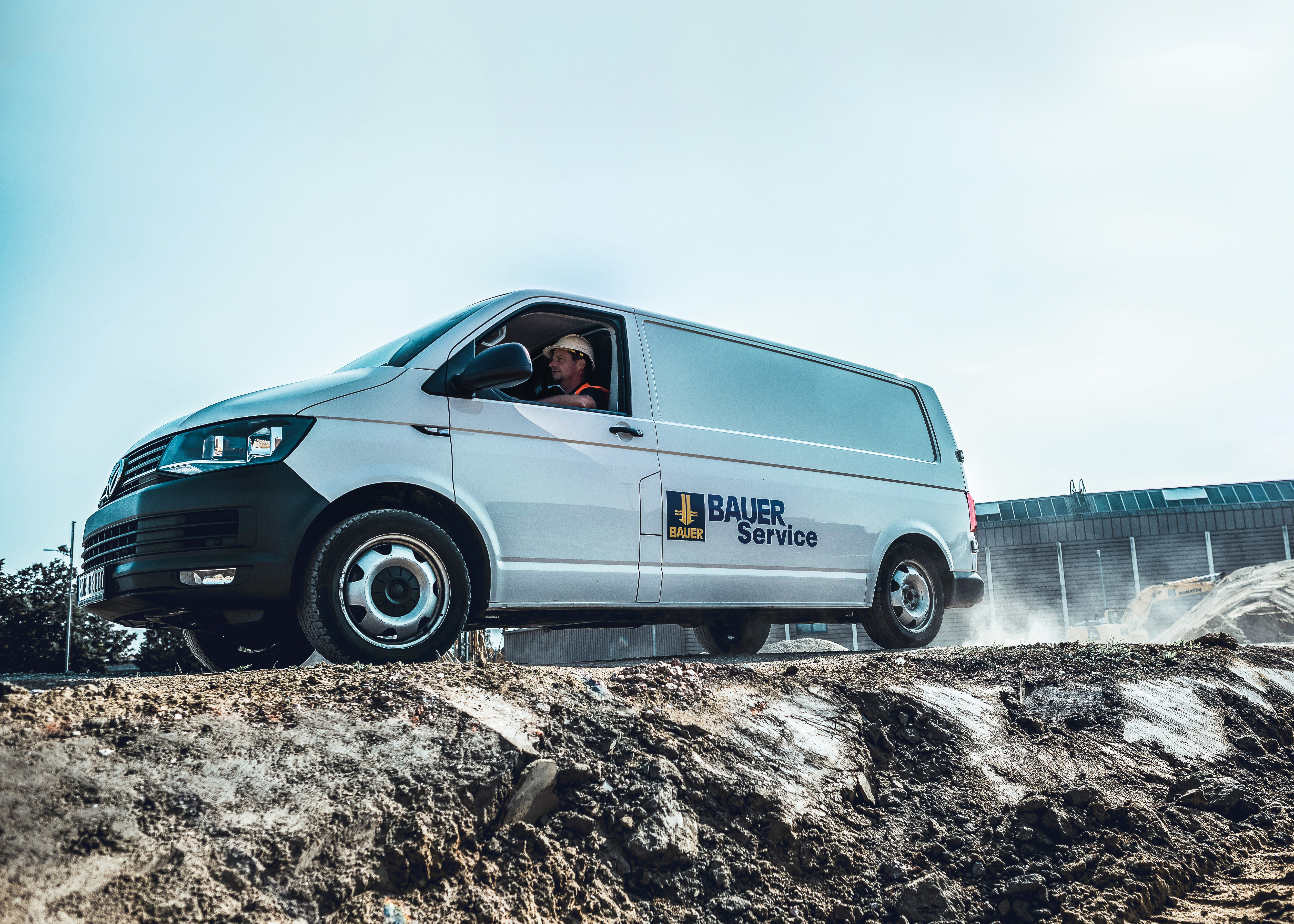 We offer original spare parts, wear parts, maintenance packages and drilling tools for your Bauer equipment.