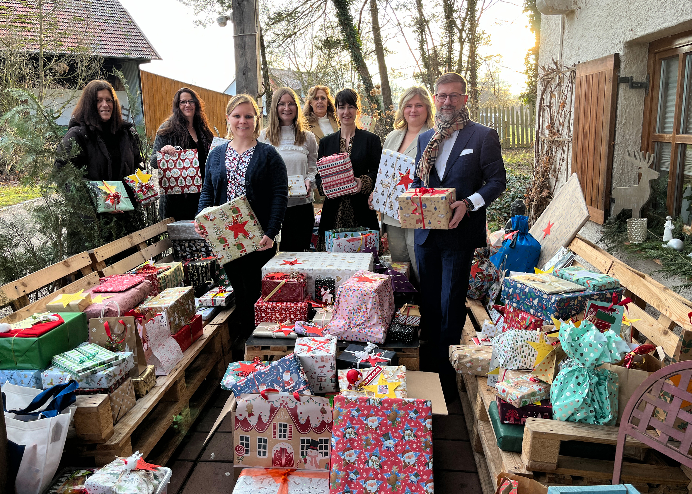 Bauer and MBDA employees fulfill christmas whishes