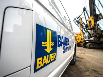 Unsere Spezialisten in den Ersatzteil- & Serviceabteilungen stehen Ihnen zur Seite. 