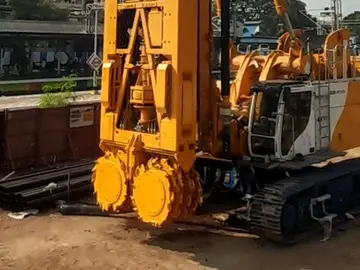 BAUER Schlitzwandfräse BC 32