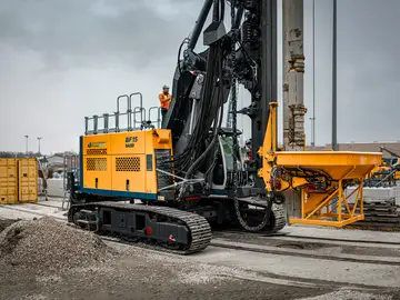 Bauer Maschinen BF 15