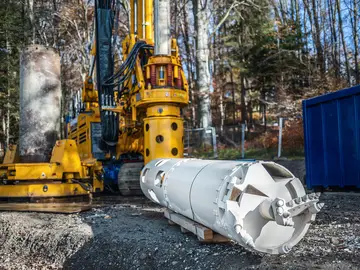 Robust, präzise und verlässlich – dank bester Qualität. So setzen wir mit unseren Bohrwerkzeugen und Verschleißteilen Maßstäbe für höchste Effizienz.