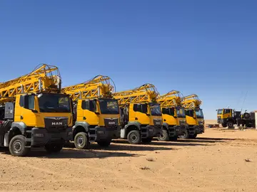 Insgesamt zehn RB 50 Bohranlagen hat BAUER Maschinen an die BALADNA Gruppe in Algerien ausgeliefert. 