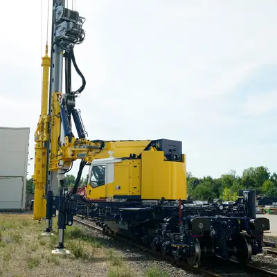 RTG Track Piler